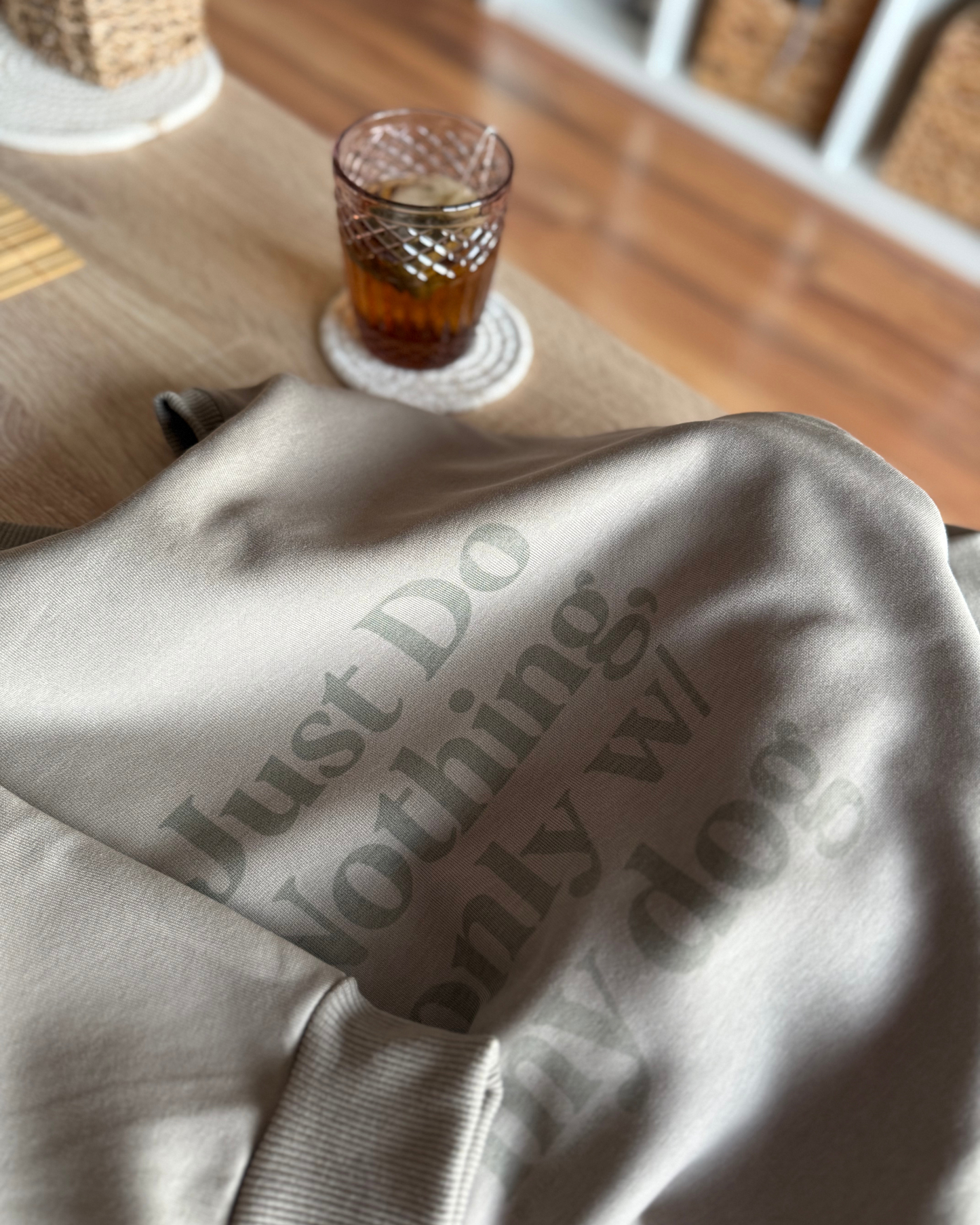 Suéter Just Do Nothing